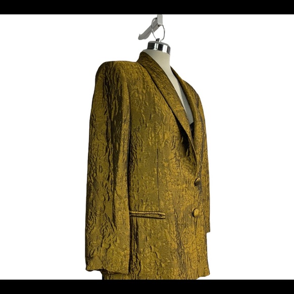 Olsen Collection,Gold silk Fabric Material,Size M - Picture 11 of 11